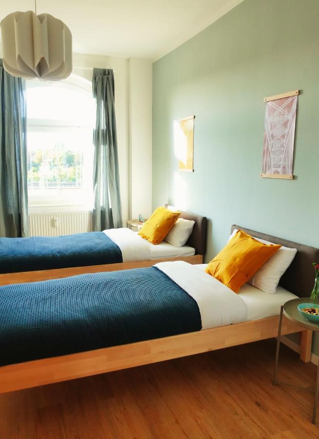 Luvono Apartments - 2 Schlafzimmer / Netflix / Disney+ Magdeburg Ngoại thất bức ảnh